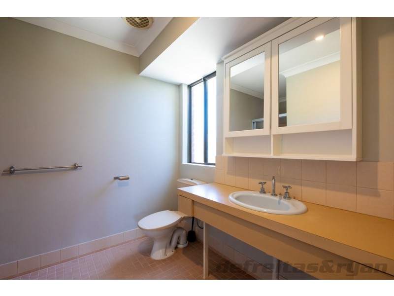 8 Busycon Place, Heathridge WA 6027