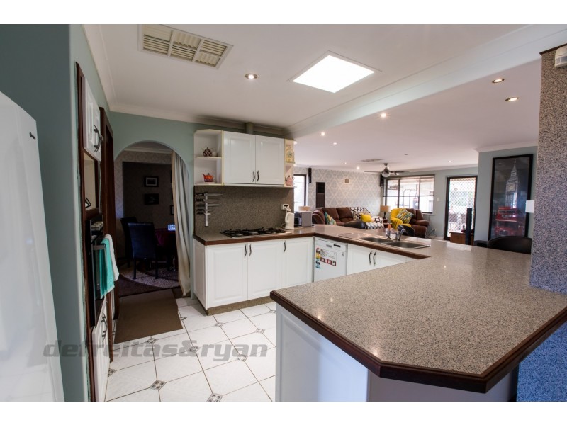 42 Paltara Way, Wanneroo WA 6065