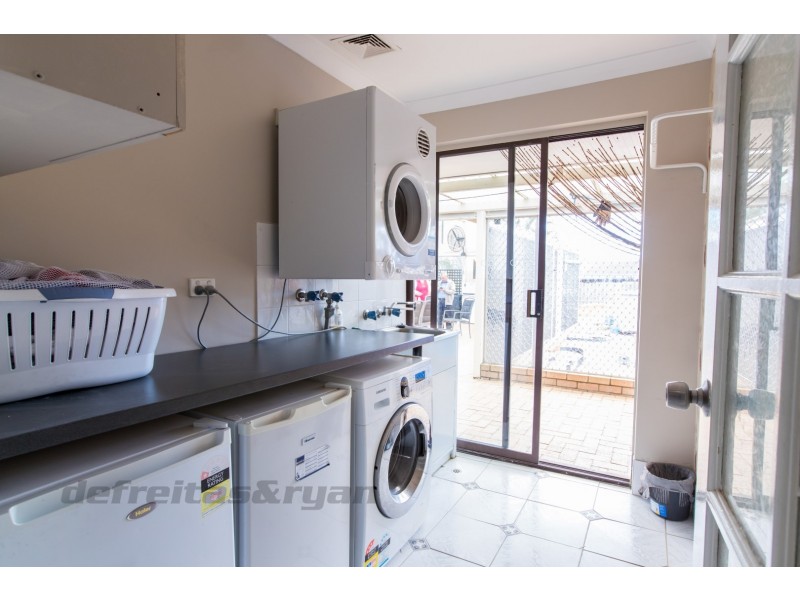 42 Paltara Way, Wanneroo WA 6065