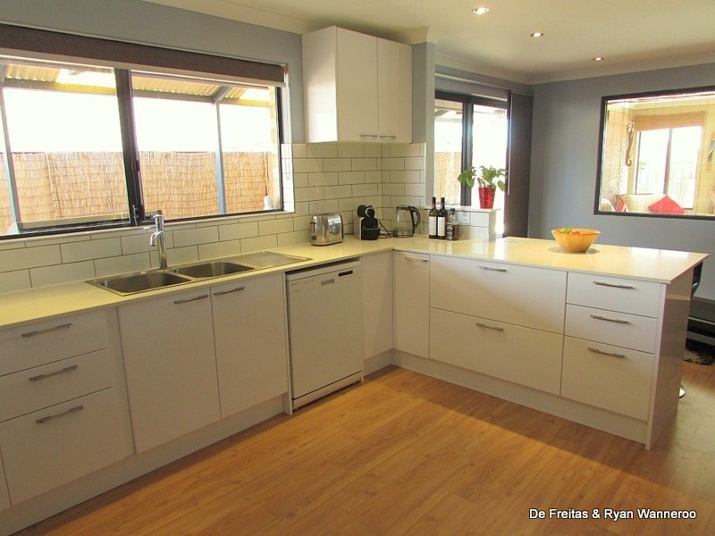 4 Holroyd Link, Wanneroo WA 6065