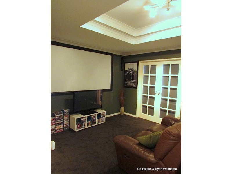 4 Holroyd Link, Wanneroo WA 6065