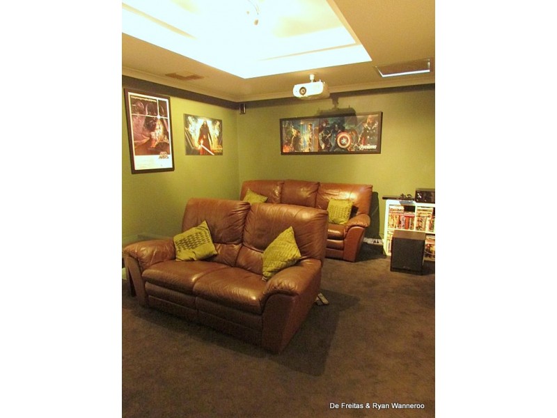 4 Holroyd Link, Wanneroo WA 6065