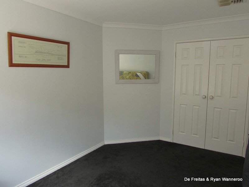 4 Holroyd Link, Wanneroo WA 6065