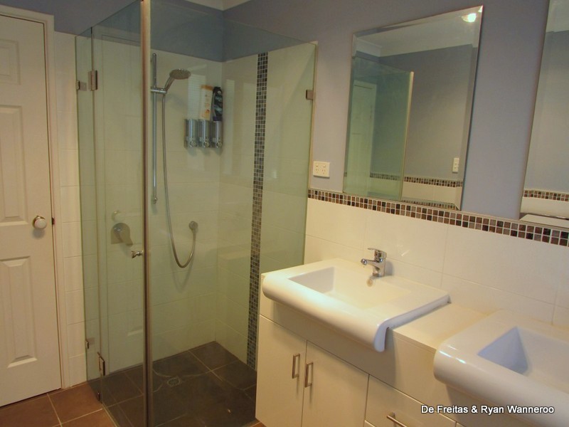 4 Holroyd Link, Wanneroo WA 6065