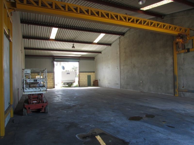 4 / 12 Avery Street, Neerabup WA 6031