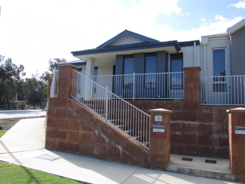39 Cuddlepie Turn, Banksia Grove WA 6031