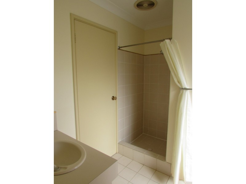 29 Jefferson Drive, Marangaroo WA 6064