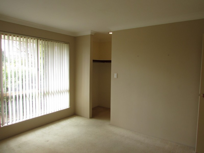 29 Jefferson Drive, Marangaroo WA 6064