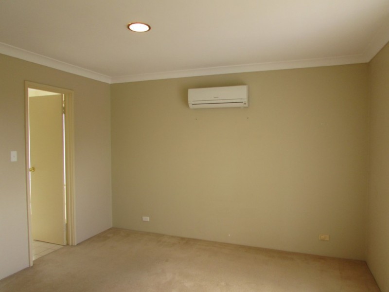 29 Jefferson Drive, Marangaroo WA 6064