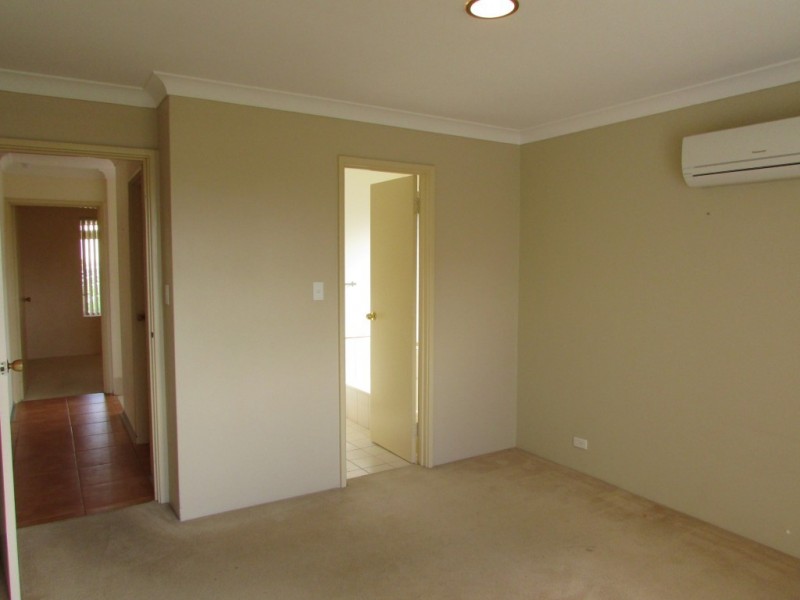 29 Jefferson Drive, Marangaroo WA 6064