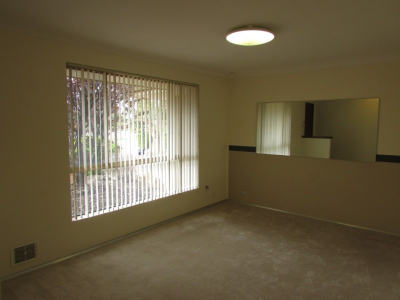 29 Jefferson Drive, Marangaroo WA 6064