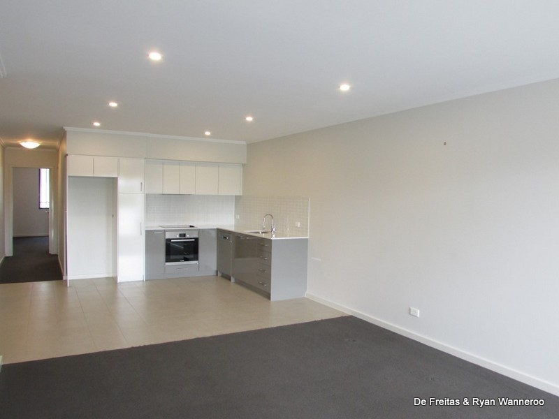 2/33 Blythe Avenue, Yokine WA 6060