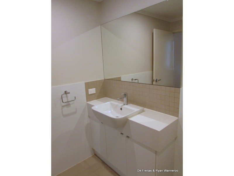 2/33 Blythe Avenue, Yokine WA 6060