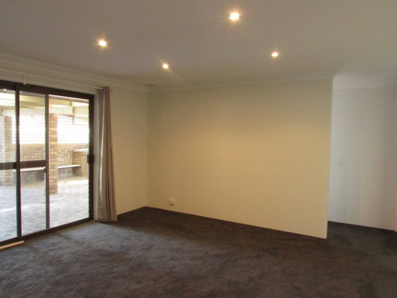 63 Scaphella Avenue, Mullaloo WA 6027