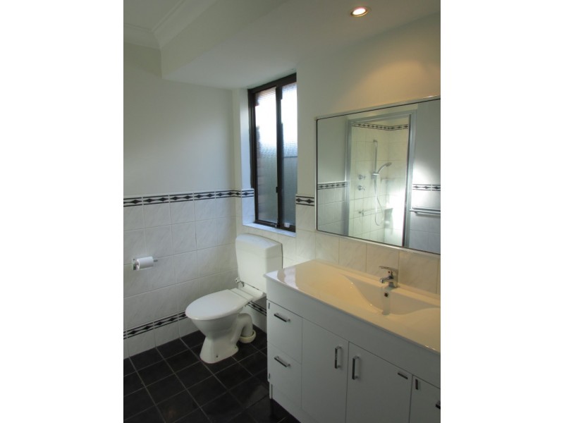 63 Scaphella Avenue, Mullaloo WA 6027