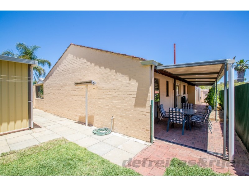 16 Aminya Avenue, Wanneroo WA 6065