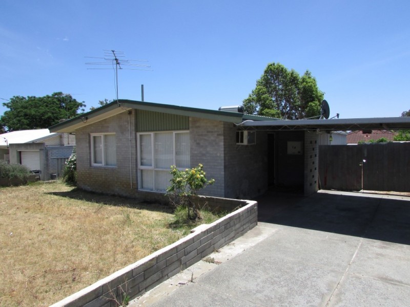 14 Bradley Way, Lockridge WA 6054