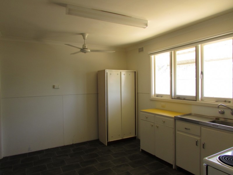 14 Bradley Way, Lockridge WA 6054