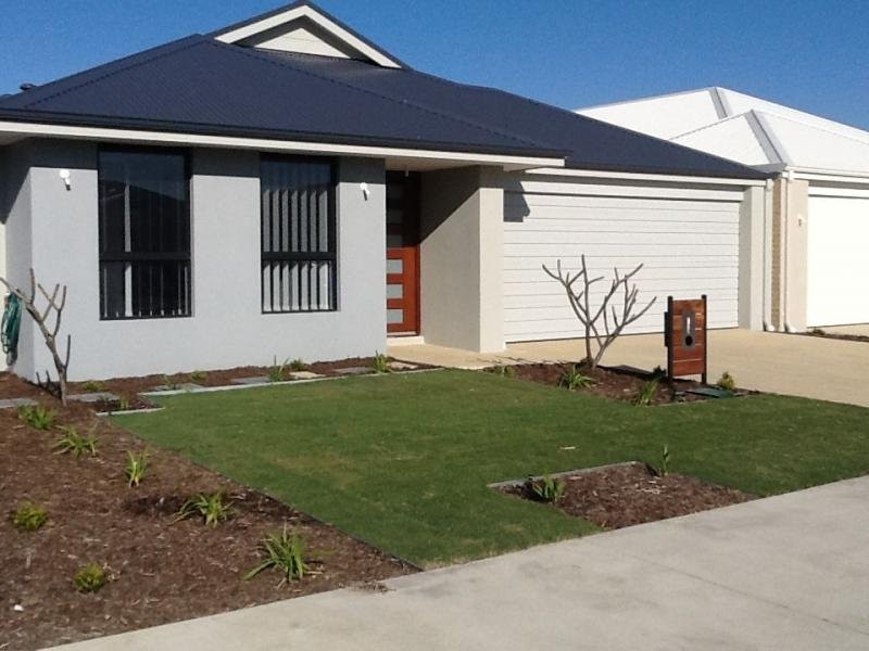 6 Garrison Road, Ellenbrook WA 6069