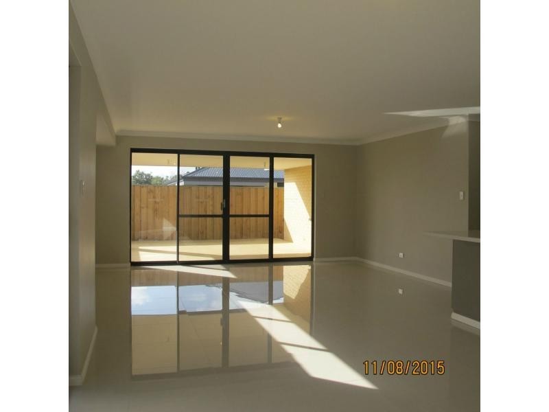 6 Garrison Road, Ellenbrook WA 6069