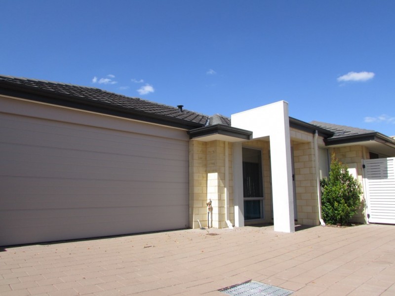 3 / 62 Moscow Retreat, Hocking WA 6065