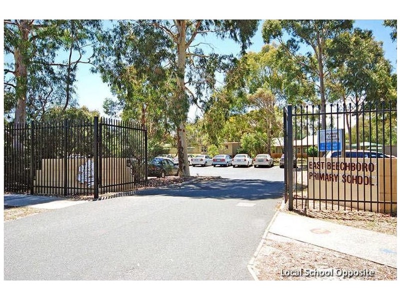 8/13 Bray Place, Beechboro WA 6063