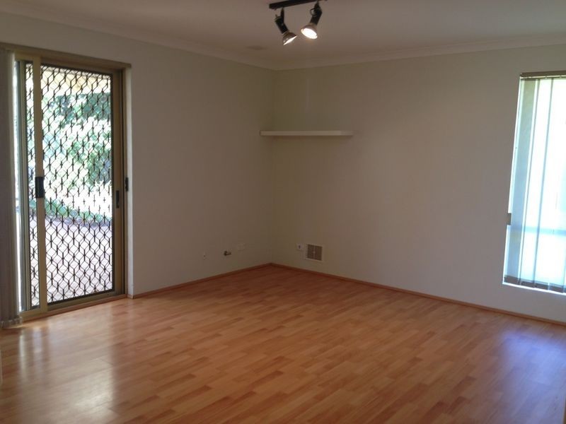 34 Belvoir Place, Ballajura WA 6066