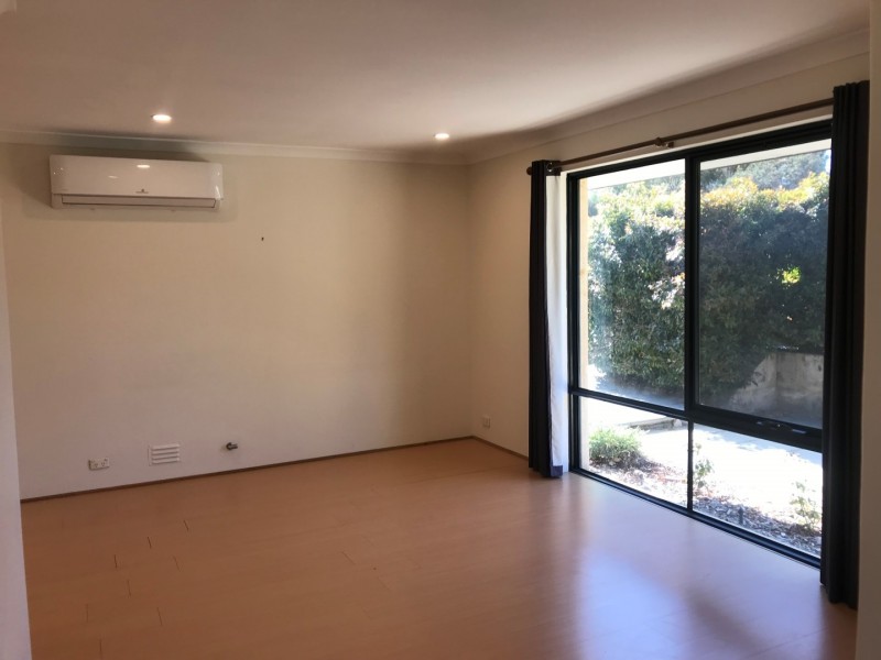 93 Treetop Avenue, Edgewater WA 6027