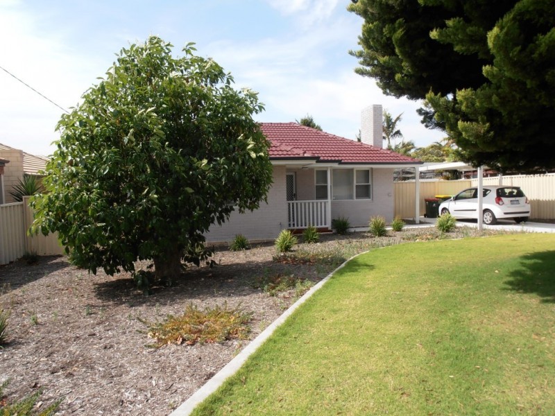 5 Halland Way, Westminster WA 6061