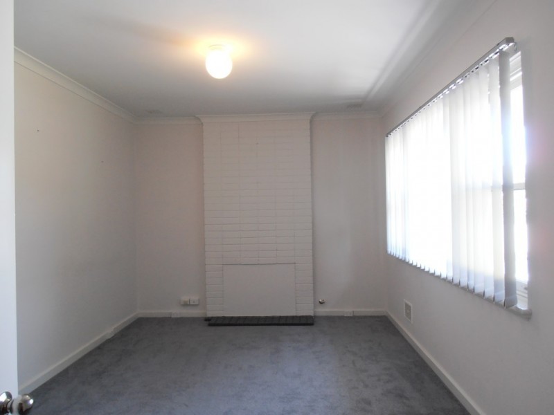 5 Halland Way, Westminster WA 6061