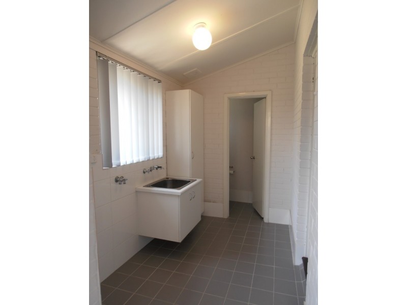 5 Halland Way, Westminster WA 6061