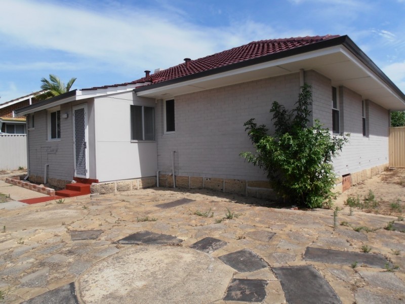 5 Halland Way, Westminster WA 6061