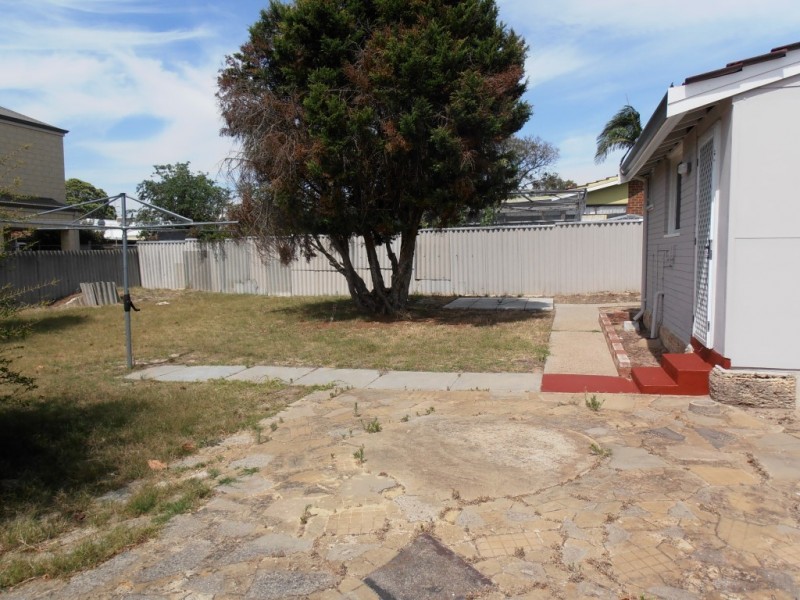 5 Halland Way, Westminster WA 6061