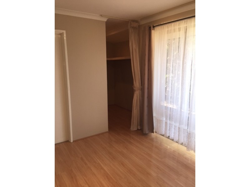 25 Jefferson Drive, Marangaroo WA 6064