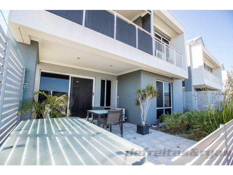 10/1 Elsbury approach, Clarkson WA 6030