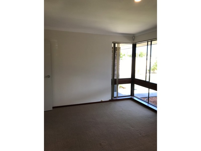 47 Gleddon Way, Hillarys WA 6025