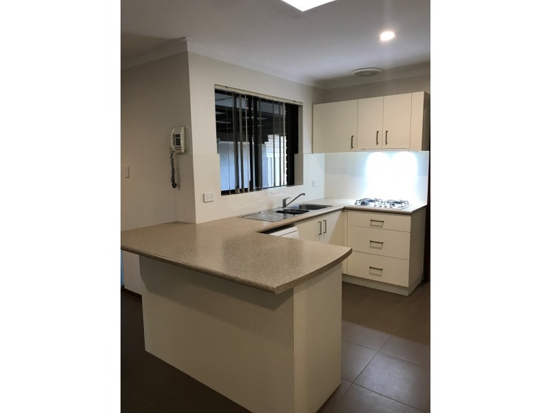 47 Gleddon Way, Hillarys WA 6025