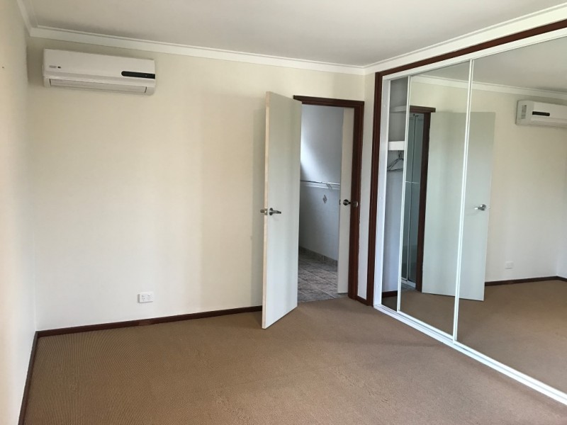 47 Gleddon Way, Hillarys WA 6025