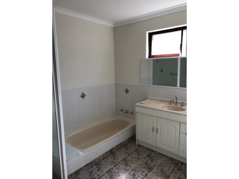 47 Gleddon Way, Hillarys WA 6025