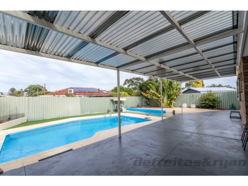 4 Cooma Street, Wanneroo WA 6065