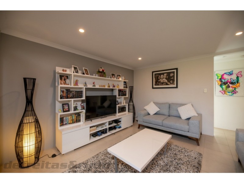 26 Winnipeg Terrace, Wanneroo WA 6065