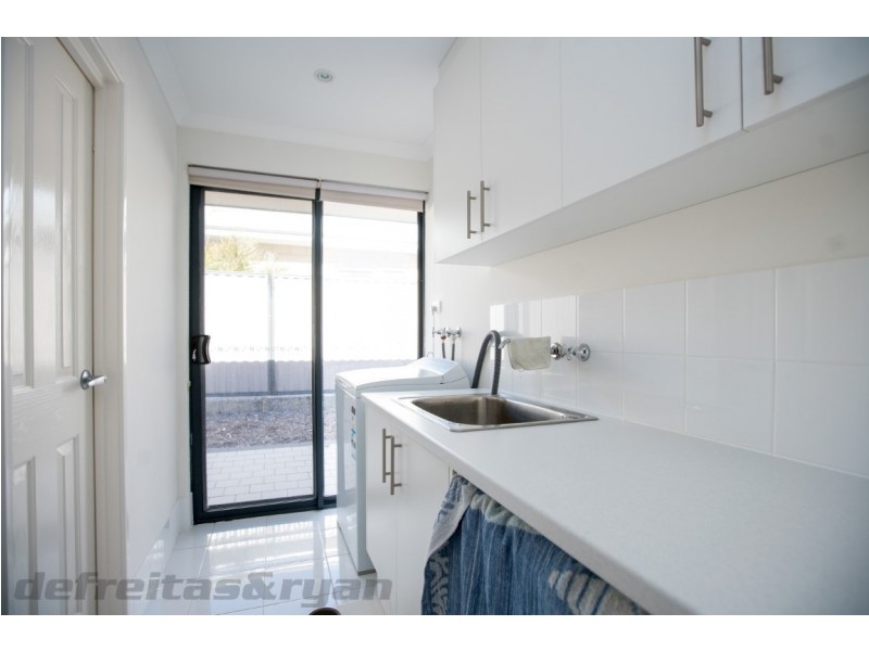 26 Winnipeg Terrace, Wanneroo WA 6065