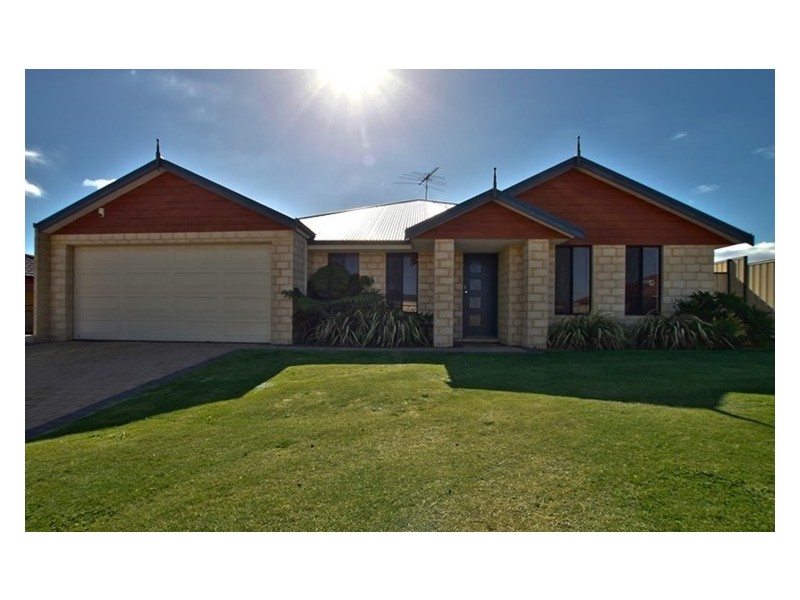 10 Turnwood Vista, Wanneroo WA 6065