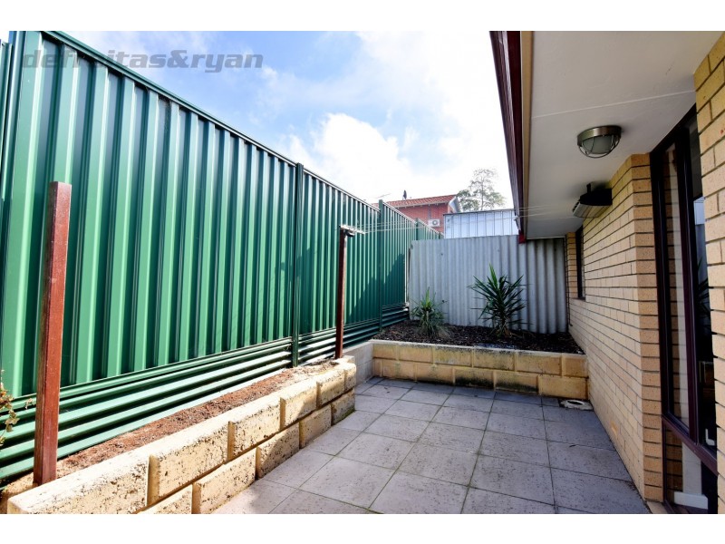 4/215 Royal Street, Yokine WA 6060