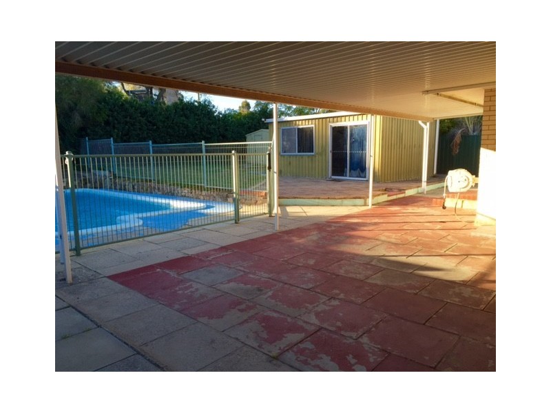 45 Montrose Avenue, Girrawheen WA 6064