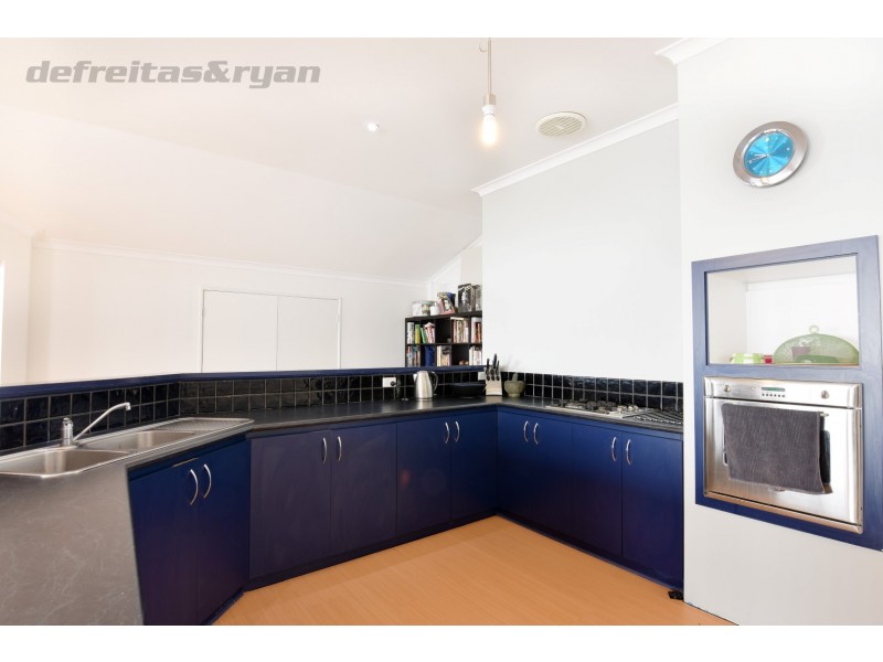 4 Chanton Parade, Hocking WA 6065