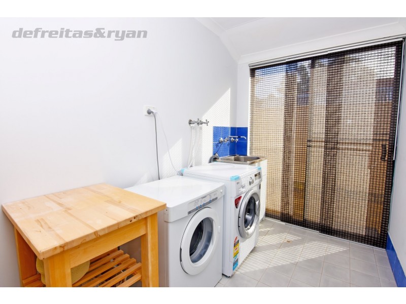 4 Chanton Parade, Hocking WA 6065