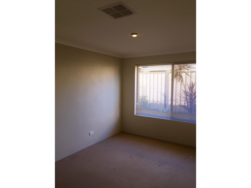 23 Jaeger Bend, Tapping WA 6065
