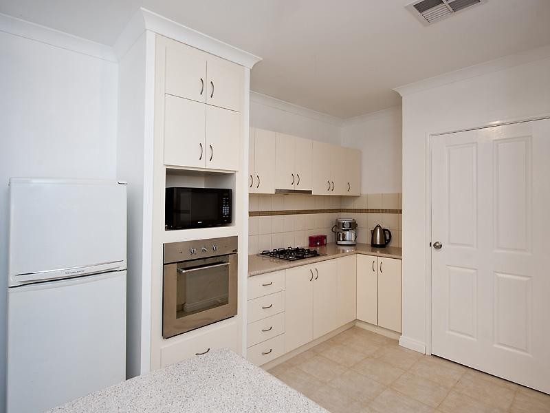 3B Eastdene Circle, Nollamara WA 6061