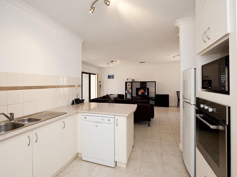 3B Eastdene Circle, Nollamara WA 6061